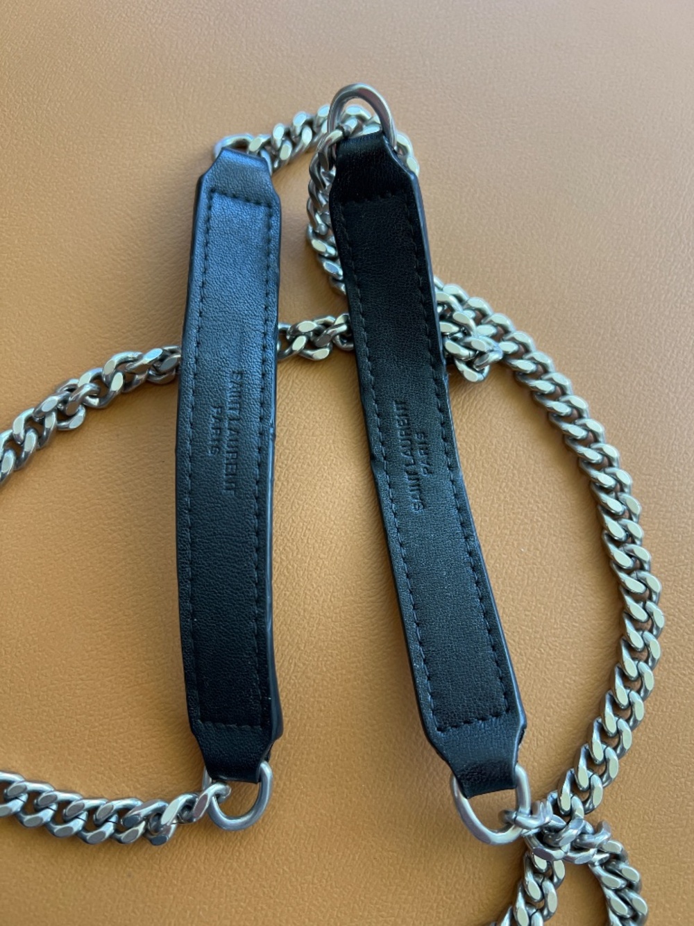 Like YSL hand bag - Picture 4 of 4